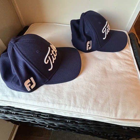 Set of 2 Titleist Pro V1 & Foot-Joy Golf Hats - Navy Blue - Picture 2 of 8